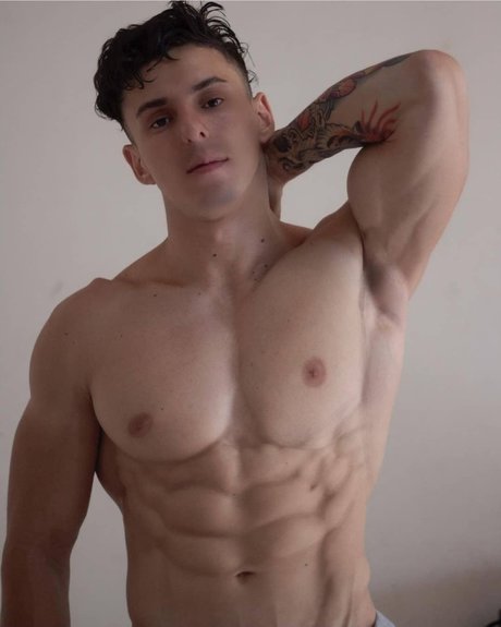 _stevfit naked star pics