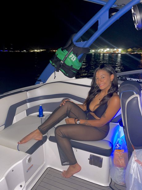 Yorelysm model adult galleries