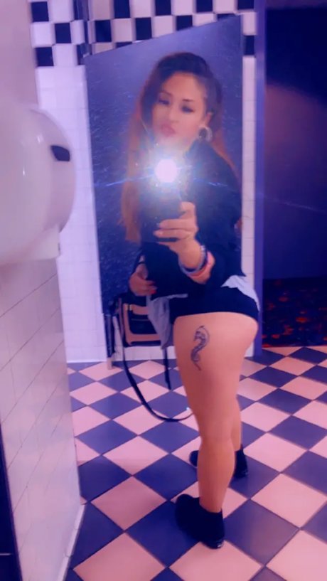 big booty onlyfans exclusive image
