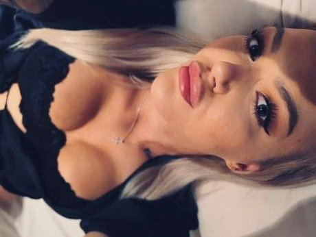 Zendra Doll star top pictures