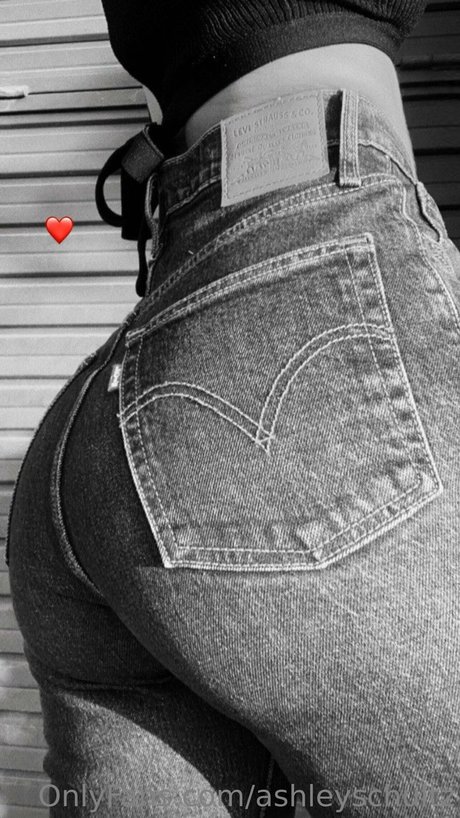 Ashley Schultz star du porno sexy archive