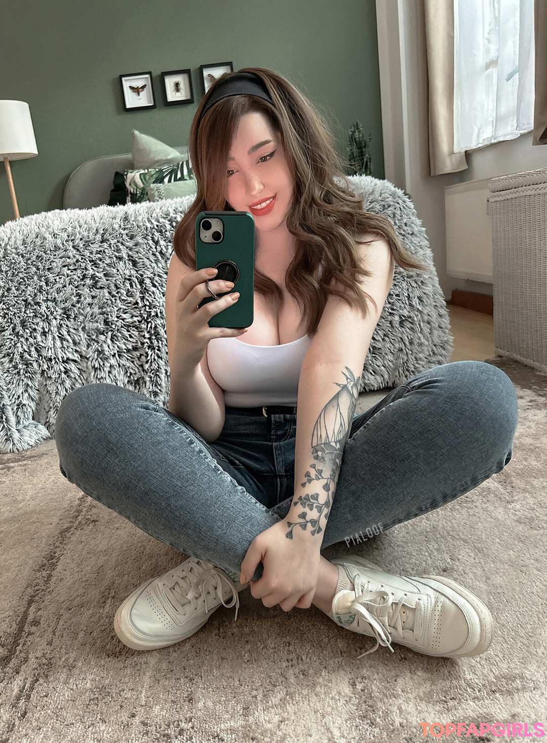 Pialoof hot star picture