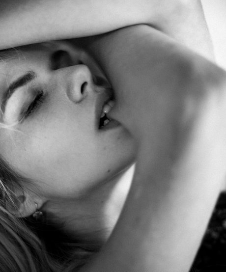 Alexandra Smelova modèle pornographique img