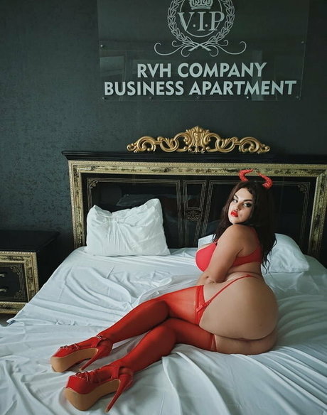 Anna Sivona desnudos de estrellas porno imagen