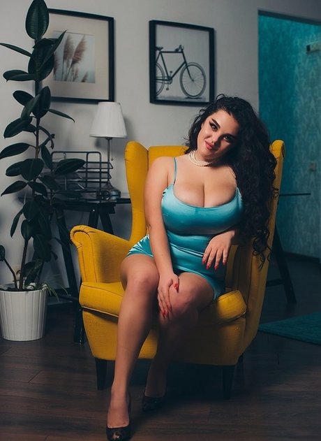 Anna Sivona estrella porno hd archivo