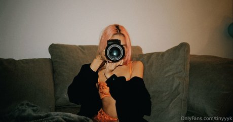 tinyyyk sex pornstar images