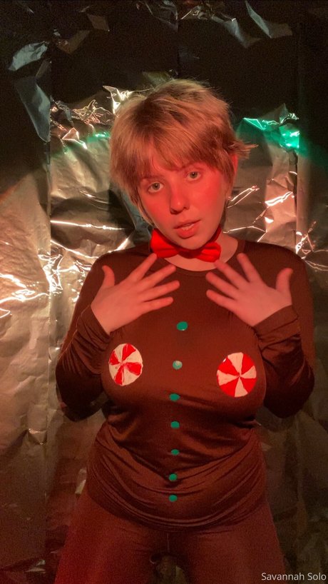 Savannah Solo star du porno image