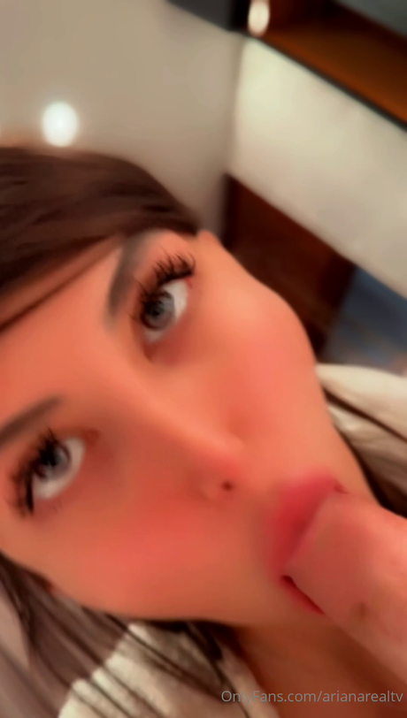 Ariana Real TV xxx étoile archive