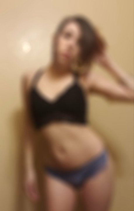 Nomnstromn model nude photos