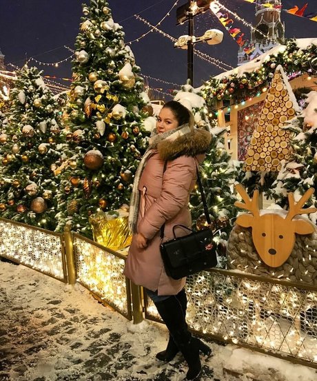 Holly Garner estrella hermosa galerías