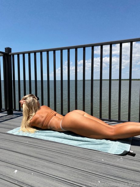 Erica Lynn étoile sexy img