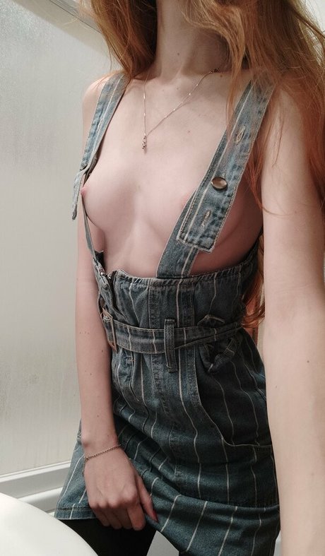 kittyrias actrice érotique photos