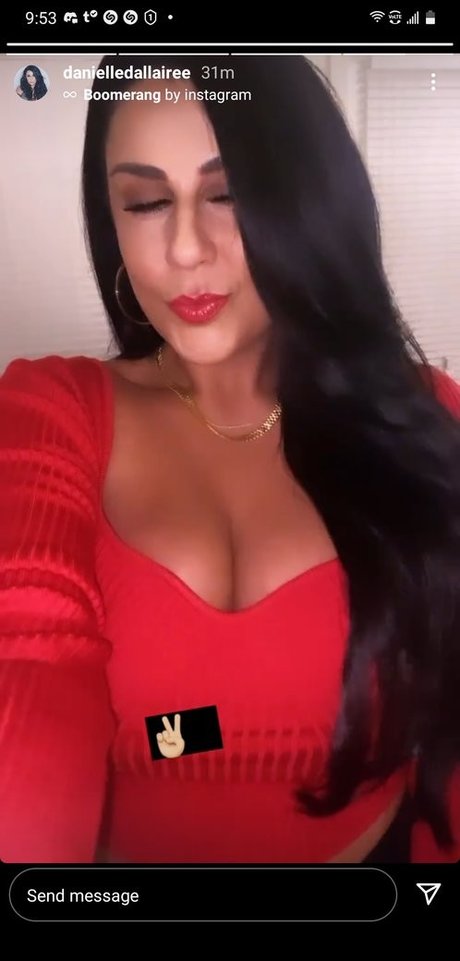 Danielle Dallaire star exclusive galeries