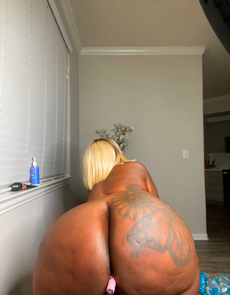 therealfyebottom sexo modelo fotos