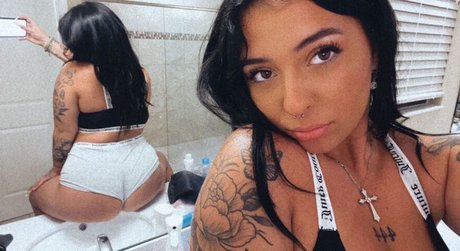 Danielle Cohn model hd photo