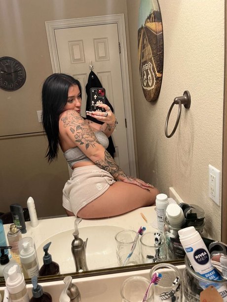 Danielle Cohn nus star du porno img