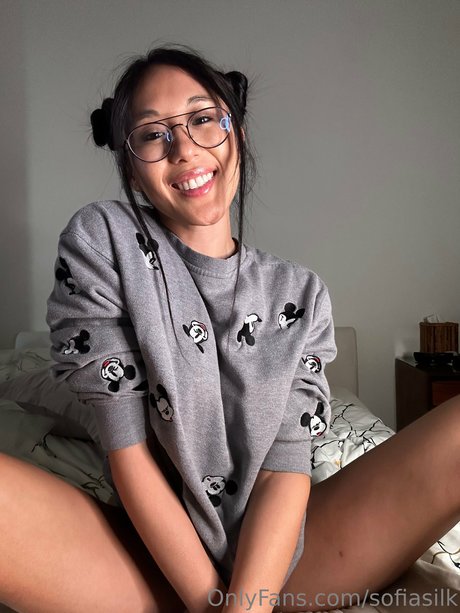 Sofia Silk actrice de nus collection