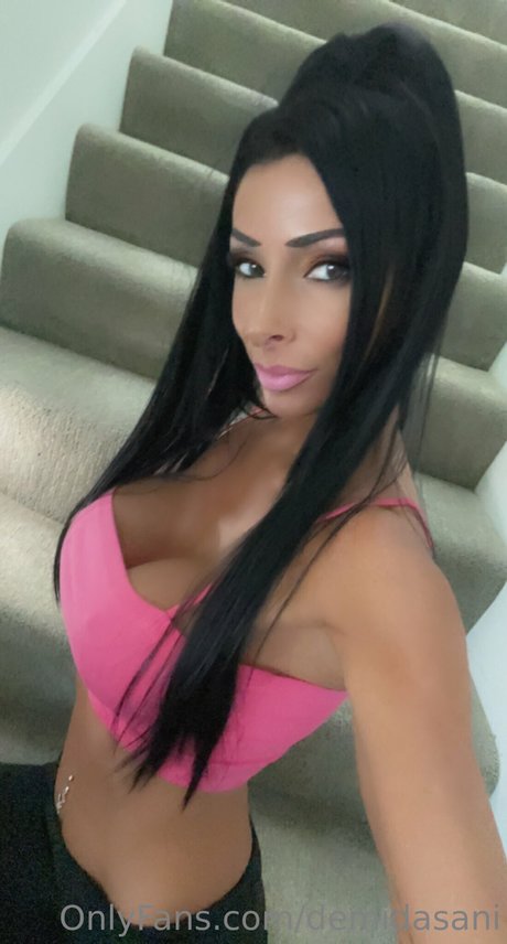 DEMI DASANI modelo hermosa imágenes