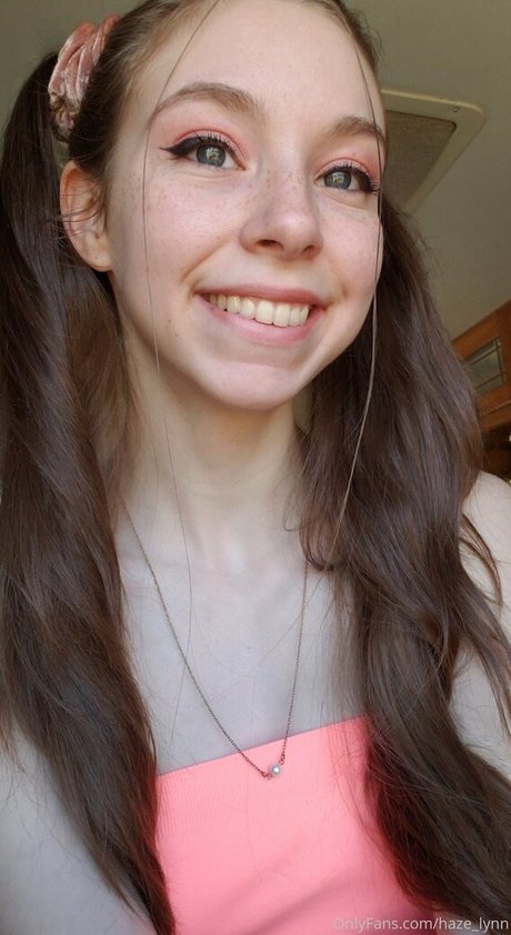 Haze Lynn modelo desnudos foto