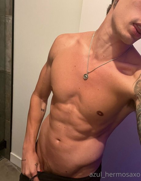 Azul Hermosa actrice pornographique archive