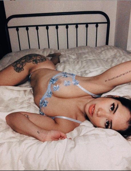 Ilah Dizon estrella porno exclusiva galería