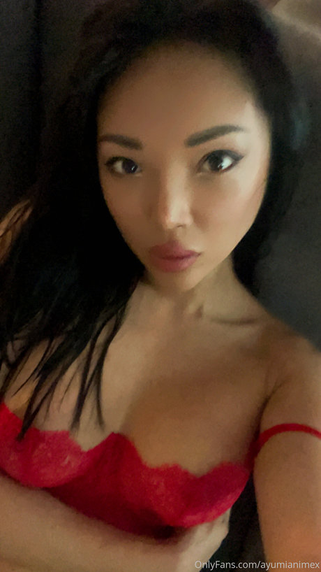 Ayumi Anime star du porno belle photos