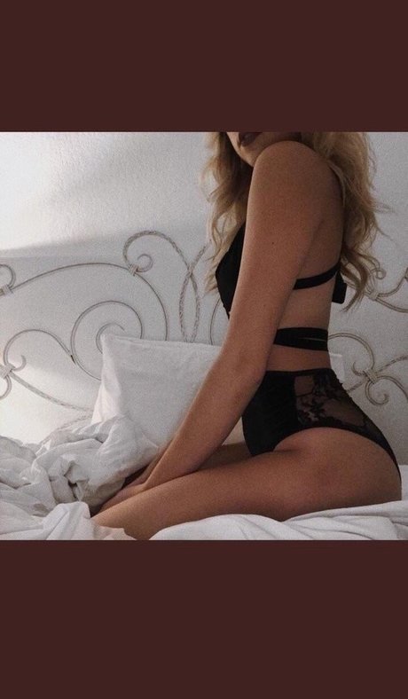 Lycia Faith star du porno sympa des photos