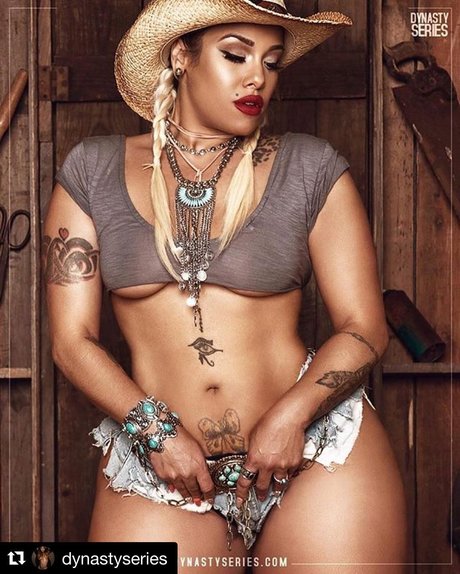 Scarlett Cakez modelo hd recopilación