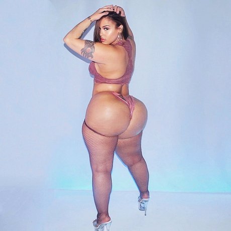 Scarlett Cakez estrella porno bonita galería