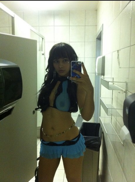 Soni Aralynn modèle joli galeries