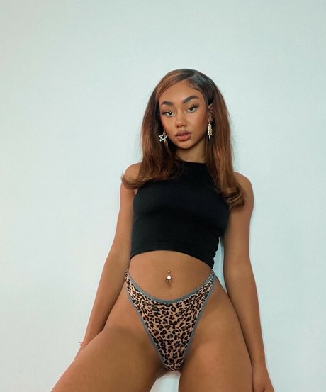 llleasy estrella exclusiva recopilación