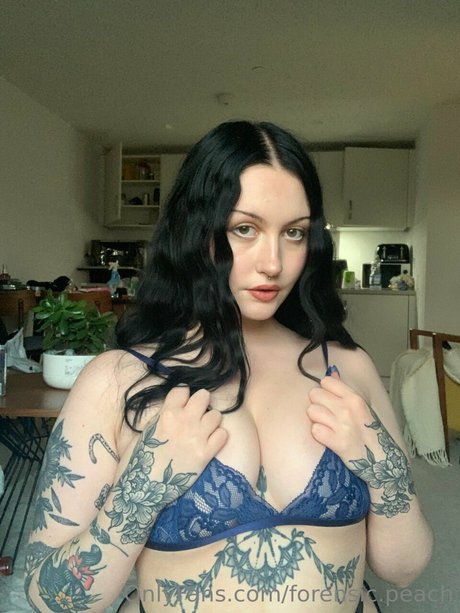 _MK pornstar adult photo