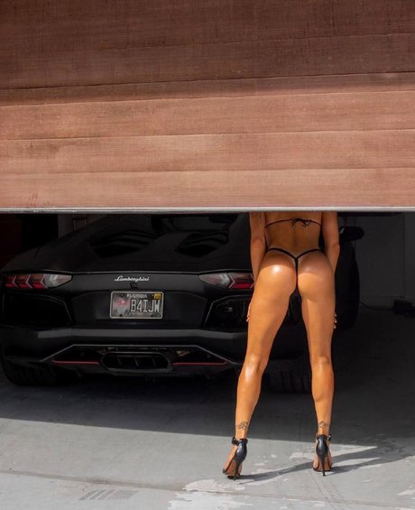 Victoria Broshkina estrella de alta definición foto