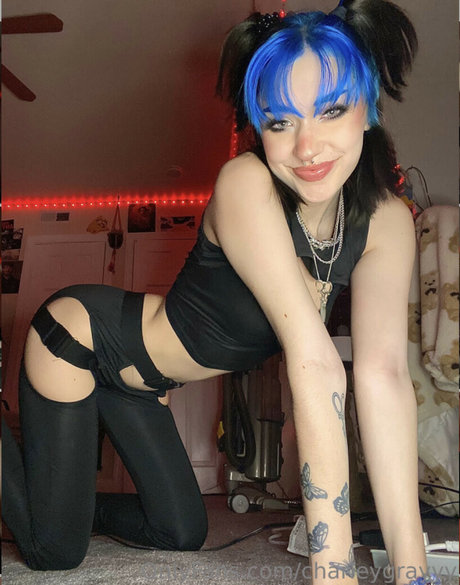 fingering pussy onlyfans nice pictures