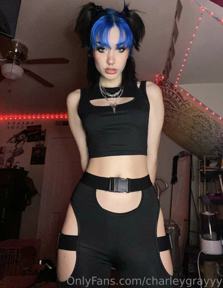 charley actrice nue image