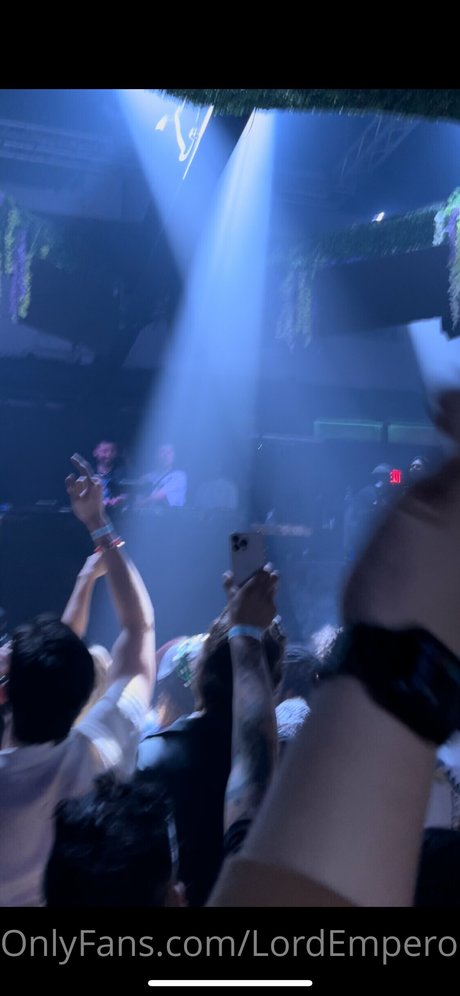 Kat ONLINE NOW estrella de alta definición fotos