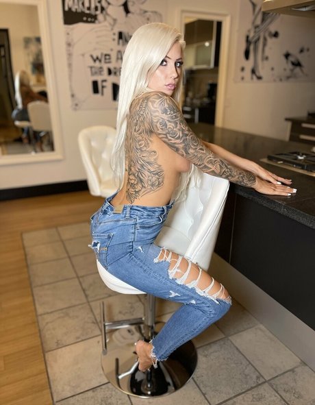 Blonde Rider modelo hd recopilación