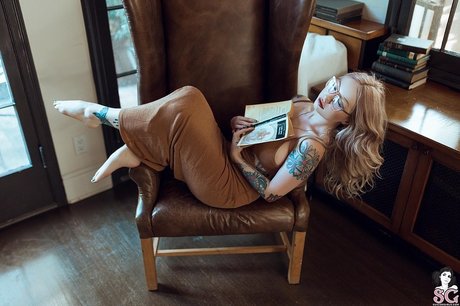 baesuicide modèle magnifique collection