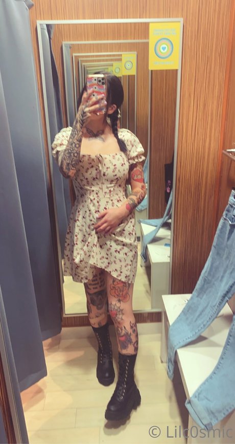 CosmicCreatures pretty pornstar pic