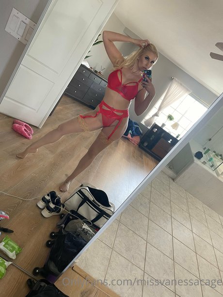 Vanessa Cage actrice hd img