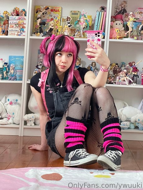 yyuki actriz sexual galerías