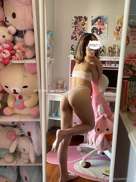 yyuki actrice chaude collection