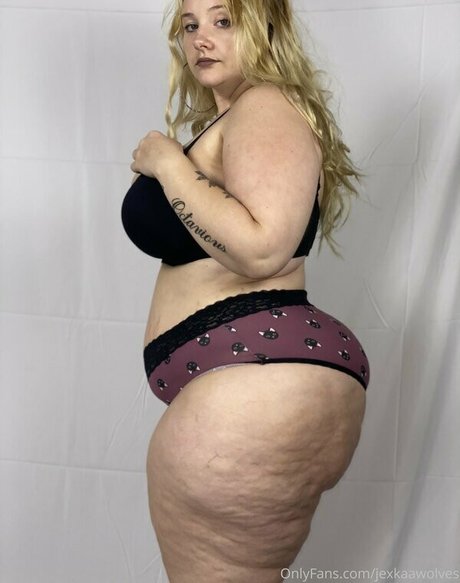 saggy tits onlyfans naked pics