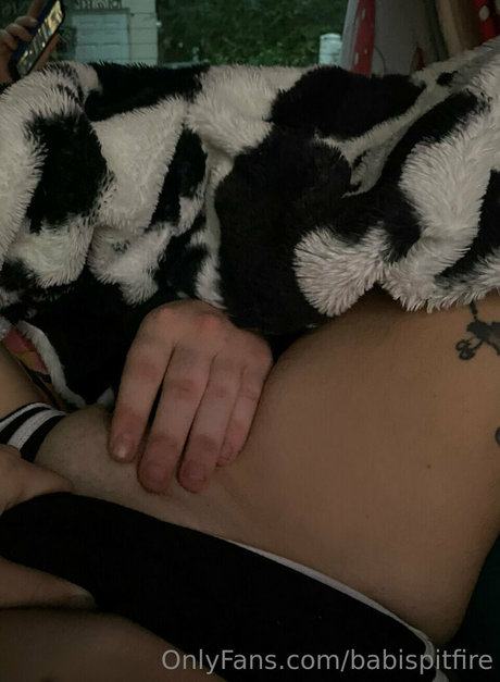 livingvampira actriz exclusiva imágenes