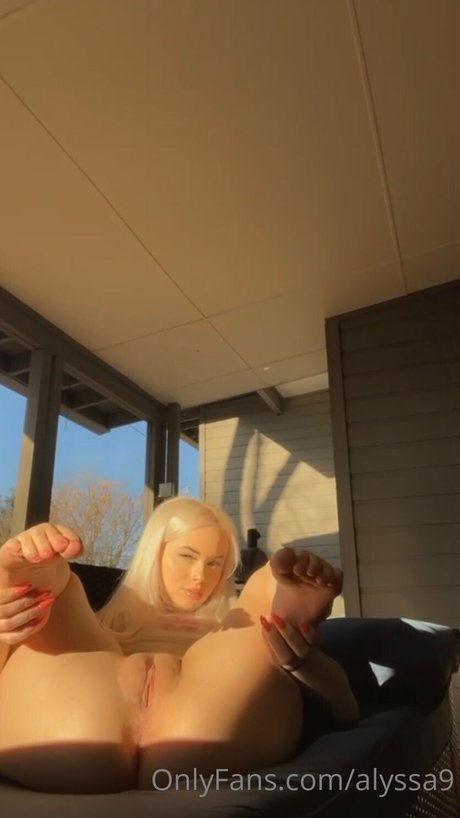 beautiful feet onlyfans hot naked archive