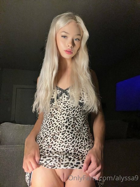 Alyssa Devyn best pornstar pictures