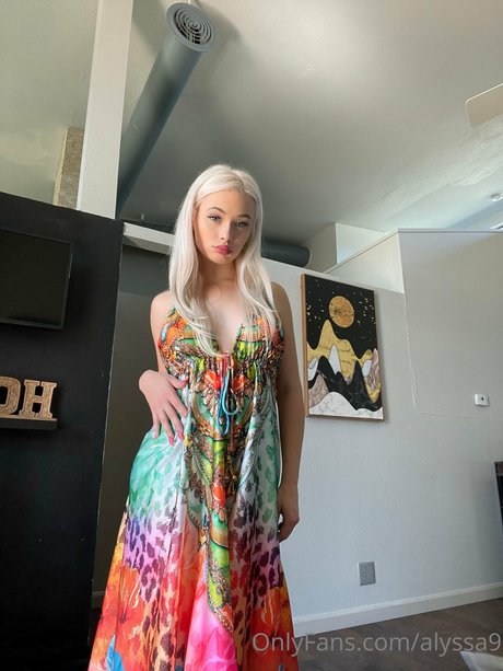 Alyssa Devyn high quality pornstar pics