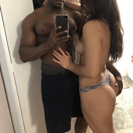 Bootysothick actriz adulta imagen