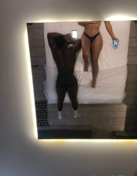 Bootysothick hermosa estrella galerías