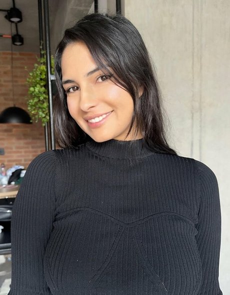 Annie Guzman estrella porno exclusiva foto